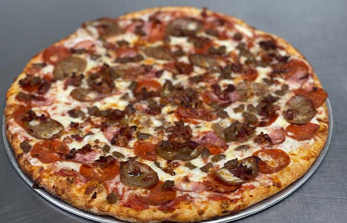 gumbys-college-station-tx-specialty-pizza-blockhead